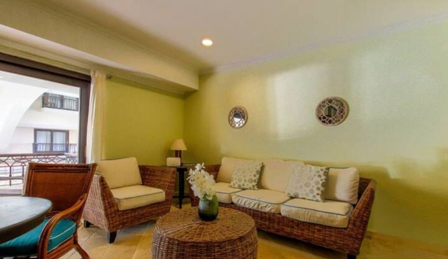 Lovely 1 bedroom Loft at Fundadores Marina! in Punta Cana