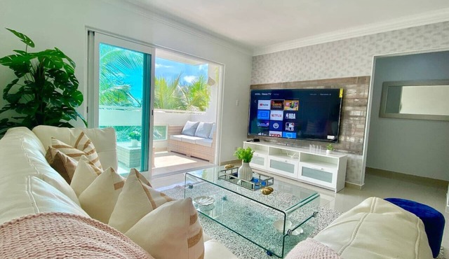 Lovely 2 Bedroom Sea Front Condo Near Colonial Zone, Pool in Santo Domingo Este