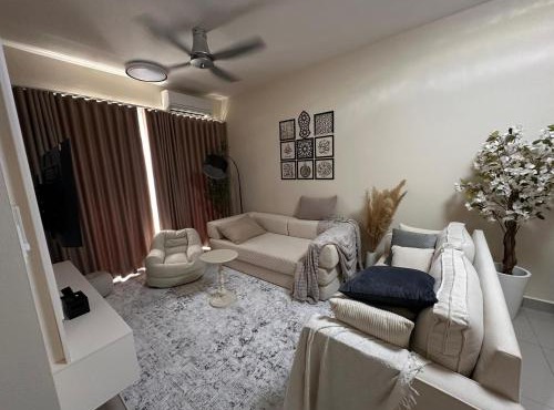 LSH33 Signature Stay