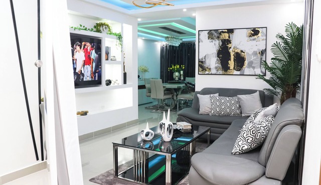 Luxurious 3BR Oasis w/Gazebo & Pool in Santiago de los Caballeros