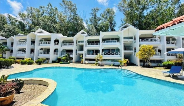 Luxurious 2 bed condo in Sosua! Family and Guest friendly. 5 mins from airport! in Sosúa