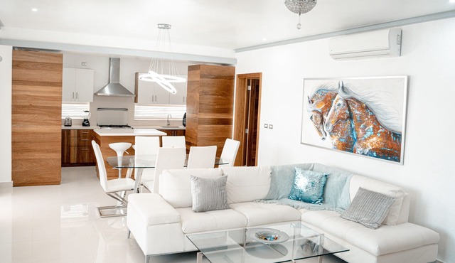 Luxurious & Cozy 2BR Condo 5 Minutes Walk to the Beach in Punta Cana