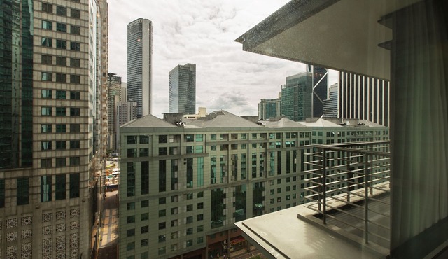 Luxury 2BR Apartment Hampshire KLCC in Kuala Lumpur