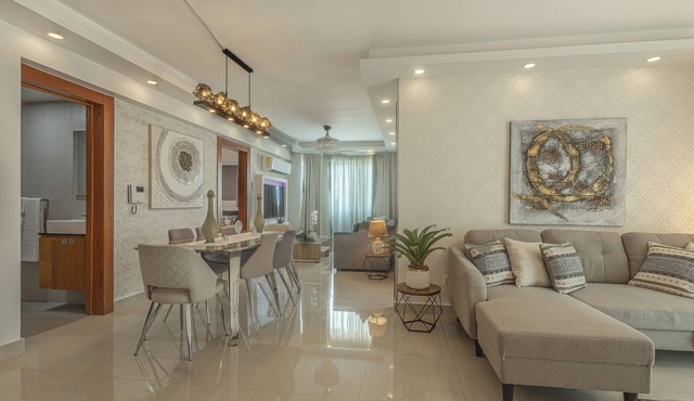 Luxury 2BR in Bella Vista | Pool & Comfort for 8 in Santo Domingo