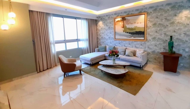 Luxury 3-Bedroom Apartment with Pool in Naco, Santo Domingo in Santo Domingo