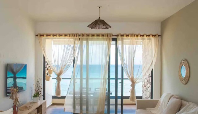 Luxury Beachfront 3BR Ocean Views Puntarena in Sabana Buey