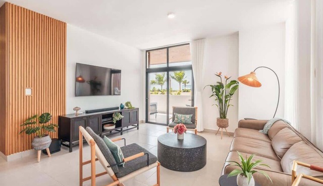 Luxury Cap Cana Apt: Pool, BBQ & Family Fun in Punta Cana