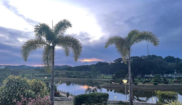 Luxury Condo in Clark Pampanga beside Hilton Hotel and Casino in Angeles