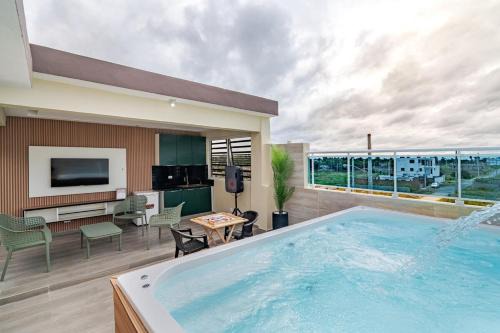 Luxury Family Retreat Jacuzzi Privado 2 in La Golondrina
