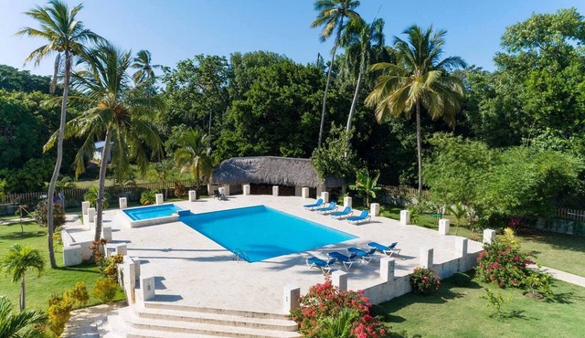 Luxury guest-friendly villa in Cabarete, perfect for bachelor parties! 10-12 BD in Cabarete