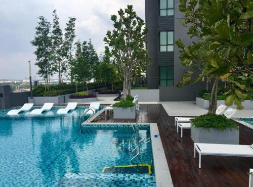 Luxury Homestay at Emira Residence in Shah Alam