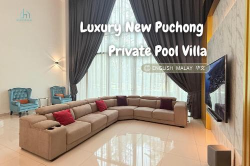 Luxury New Puchong Private Pool Villa up to 30pax
