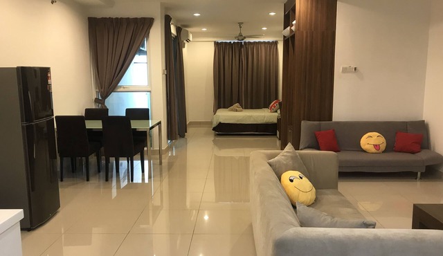 Luxury Studio at Mansion One, GeorgeTown Penang in Pulau Tikus
