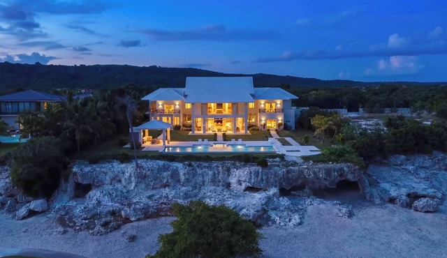 Luxury Villa On a Cliff: Ocean Views, Full Butler/Chef Service, Up to 15 guests in Punta Cana
