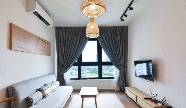 M Vertica 3BR Apt Near Sunway Velocity, Parking in Kuala Lumpur