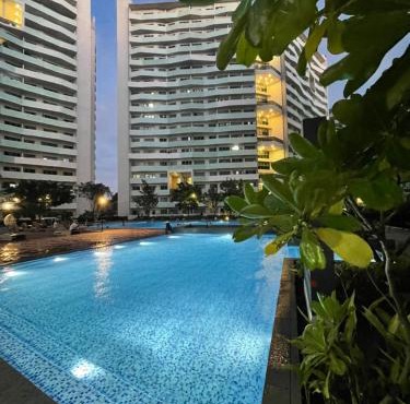 MADR Excellence at Commonwealth The Residences