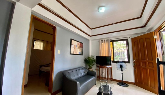 Marion Roos Bungalow in Puerto Galera