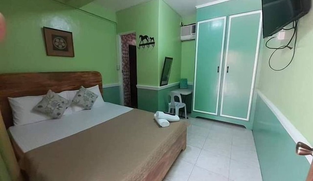 Maritonies Place in Coron