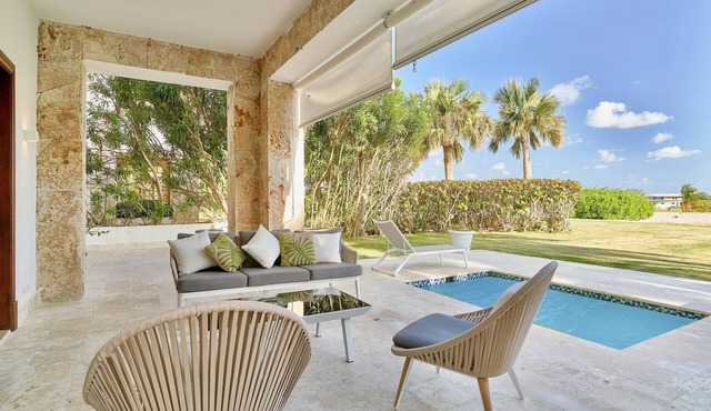 Marvelous Cap Cana condo w/outdoor terrace and private pool in Punta Cana