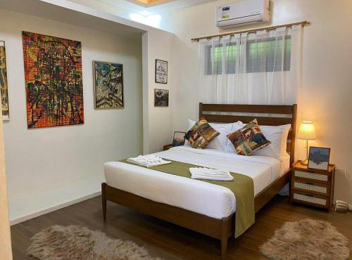 Matahom Forest House by Araw Residences