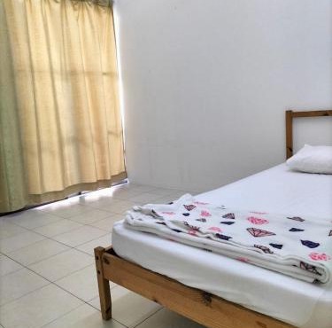 Medium Room shared bathroom Cengal Condominium in Kuala Lumpur