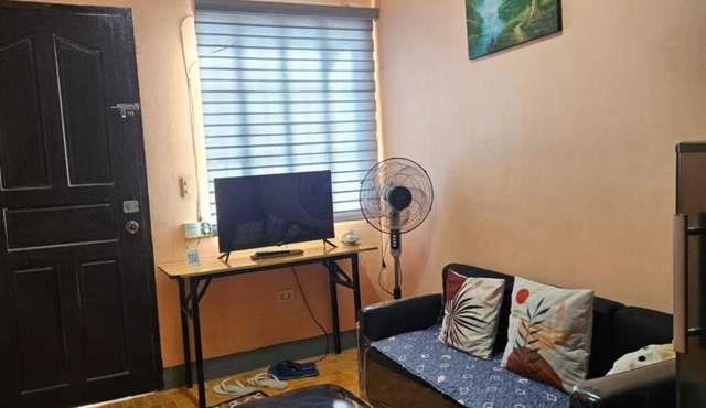 Mel's Place Batangas Unit 2 Two-BR House Balagtas Batangas City Free Parking, WIFI, Hot & Cold Shower