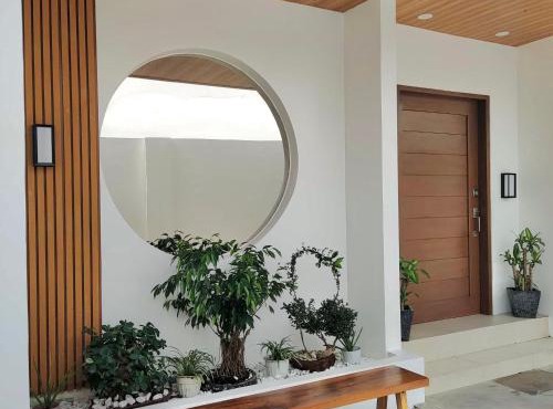 Miyego villa a modern private villa with Pool near Philippine Arena in Bocaue