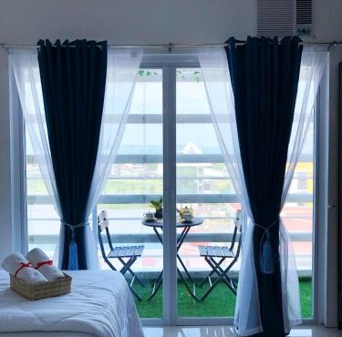 Modern 1BR with Balcony & Pool, Next to SM Mall in Cagayan de Oro