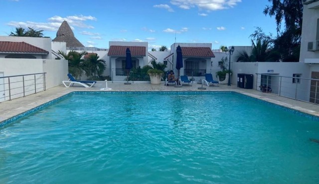 Modern Beach Apartment Pool Balcony – 4min Walk to Boca Chica Beach in Boca Chica