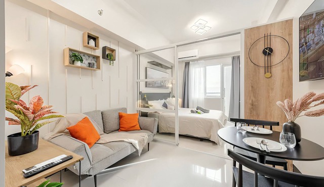 Modern City-View Studio with Balcony | Primeworld District in Lapu-lapu City
