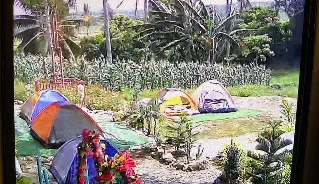 Moe tents in Candijay