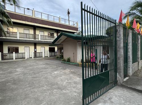 Montevista Travellers Inn in Montevista