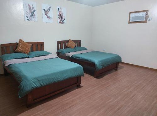 Mountain Side Travellers Inn in Zambales