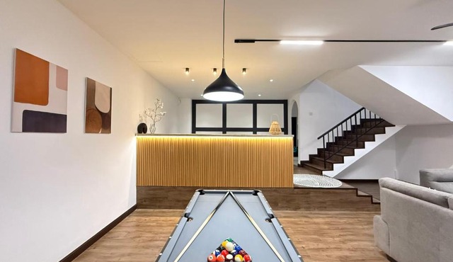 Mujito3 4BR 16PAX InTown, PoolTable, PS4, Netflix