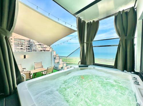 MWHoliday Imperio Residence Private Jacuzzi Premium Suites