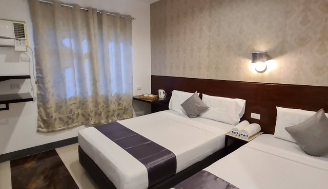 My Stay Hotel - Near SM Mall - 1 min walk in Butuan
