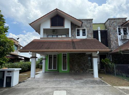 Nami Homestay Semi D