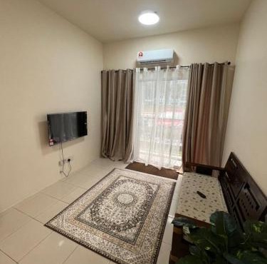 Nawra Musllim Homestay Puncak Alam - Close to UiTM