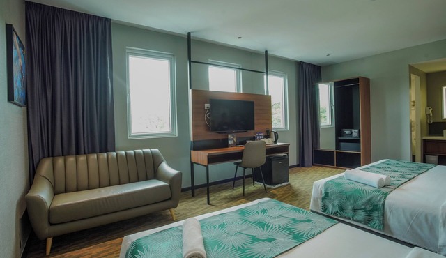 NB HOTEL