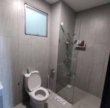 Near Kuching Airport Liberty Grove Apartment in Kuching