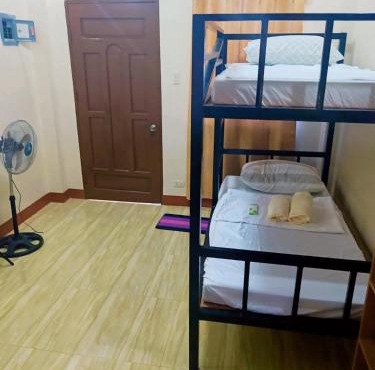 Negradas Transient Inn-Non Air-conditioned