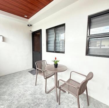 New Condotel Inspired Studio Hot&Cold Shower Fully Aircon ,10minutes to SM Mall in General Santos