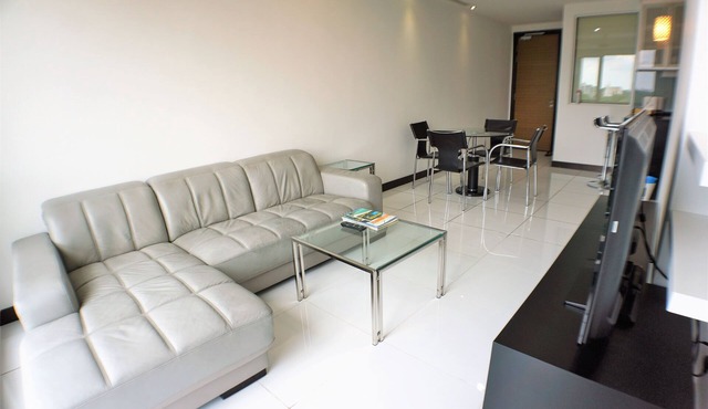 Nice & Clean Apartment in City Centre!