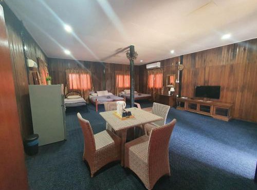 NKS Chalet in Setiu