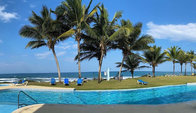 Oceanfront 2-bedroom 1st floor condo in serene Cabarete with AC & pool in Cabarete