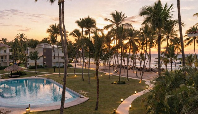 Oceanfront 3BR with Jacuzzi Palmera Beach in Punta Cana