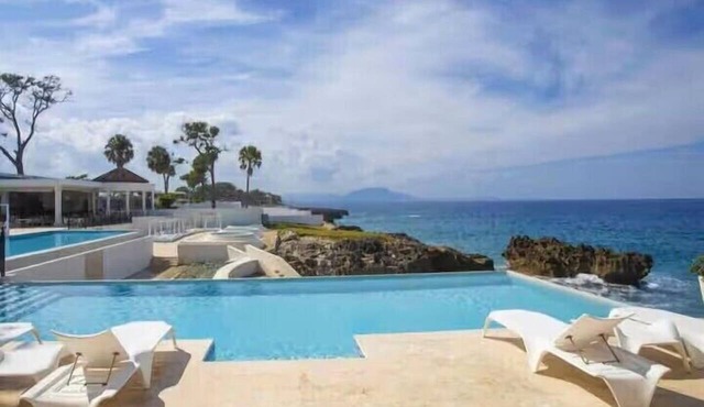 Oceanfront Dreams-Huge balcony w/Ocean Views in Sosua