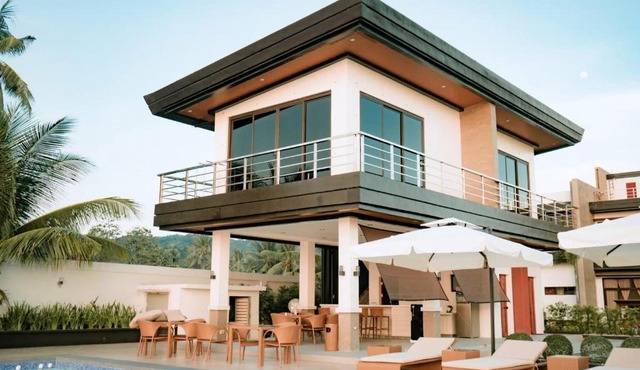 Oceanville Private Resort by Zandee in Oas