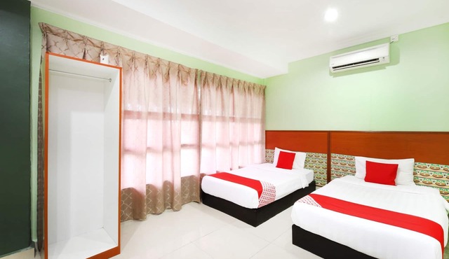 OYO 720 Corridor Hotel 2
