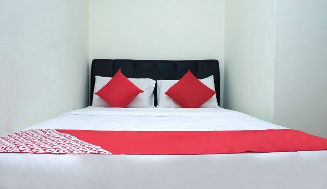OYO 89928 Acf Guest House